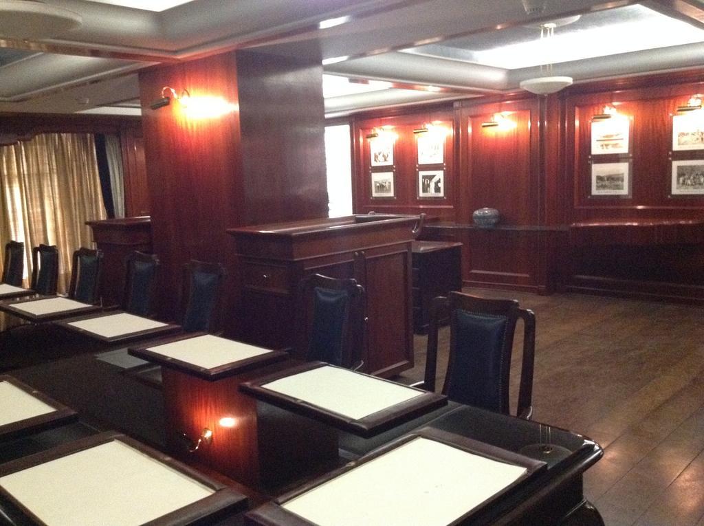 Carlton Hotel Brasilia Bagian luar foto